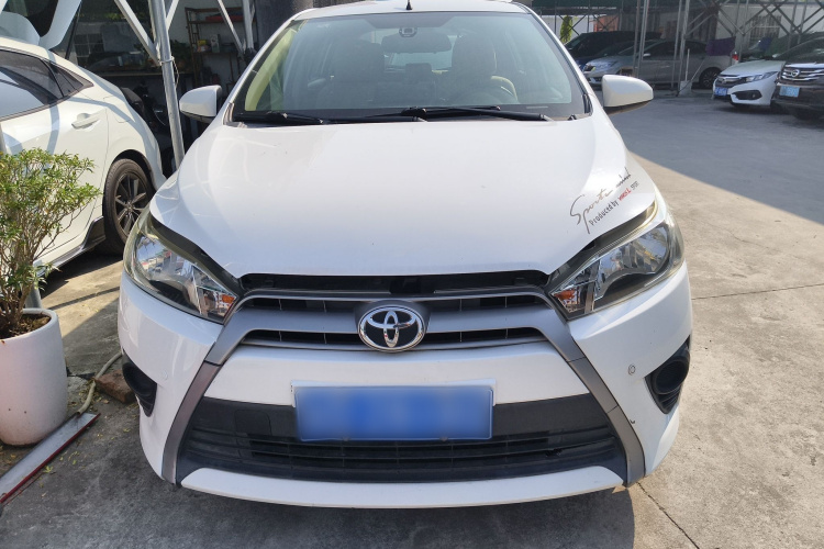丰田 YARiS L 致炫 2015款 1.5E 自动魅动版车身外观6001