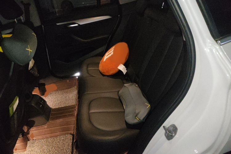 宝马X1 2019款 sDrive20Li 领先型中控内饰7004