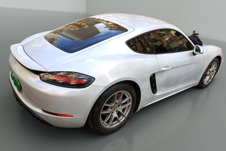 保时捷718 2016款 Cayman 2.0T车身外观7