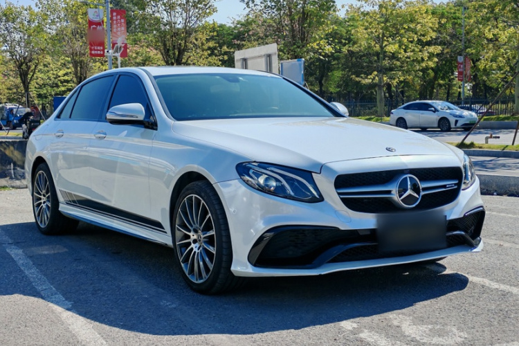 奔驰E级 2019款 E 200 L 运动型车身外观6002