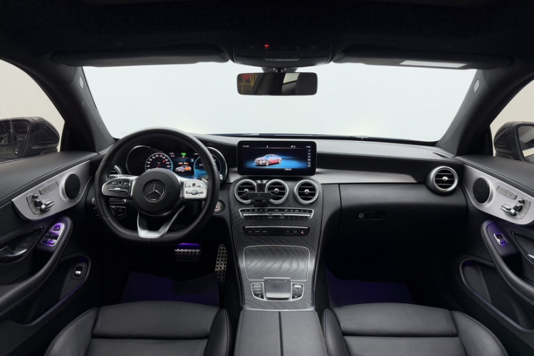 奔驰C级(进口) 2021款 C 260 轿跑车中控内饰7003