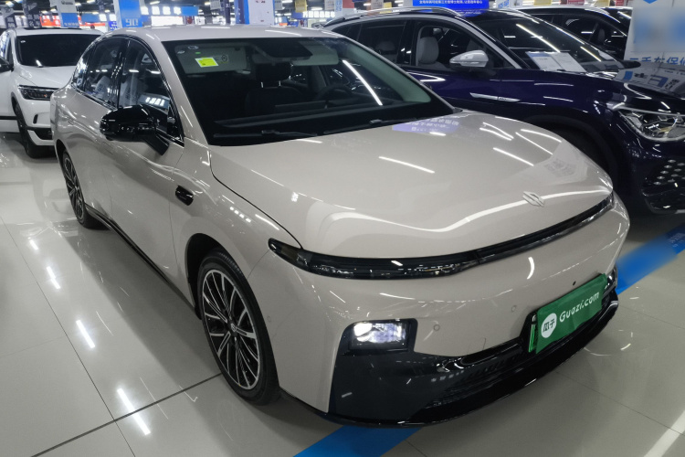 零跑汽车 零跑B01 2025款 550舒享版车身外观3