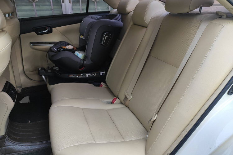 丰田 凯美瑞 2015款 2.0G 领先版中控内饰7001