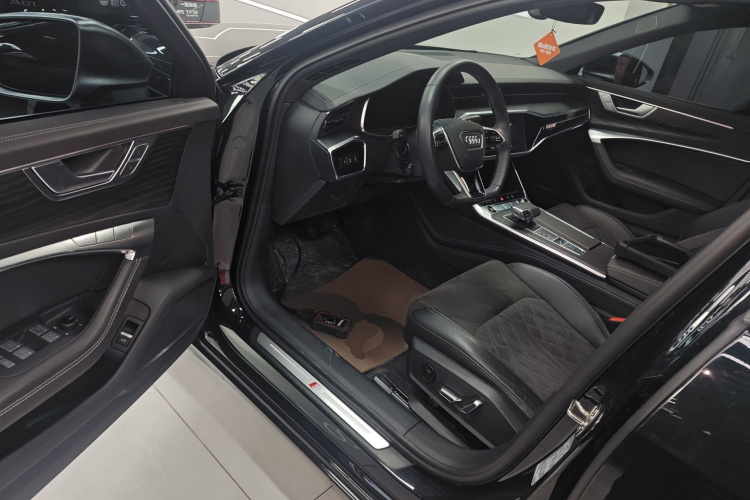 奥迪A6L 2024款 55 TFSI quattro 尊享动感型中控内饰20