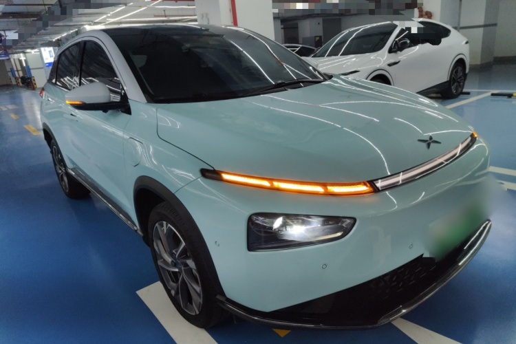 小鹏G3 2021款 G3i 520N车身外观3