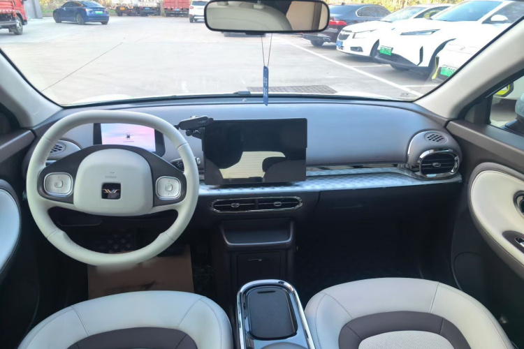 江淮钇为 钇为3 2023款 505km 冠军版中控内饰7006