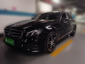 奔驰E级 2017款 改款 E 300 运动型