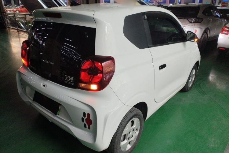 荣威 科莱威CLEVER 2021款 302km卓越版车身外观6005