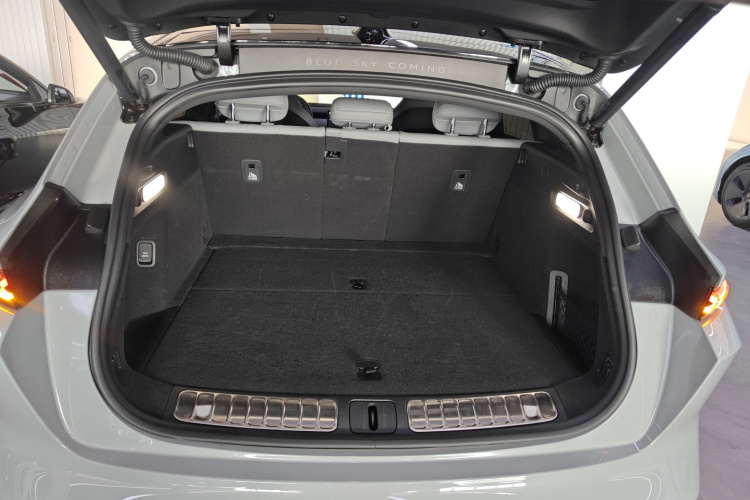 蔚来ET5T 2024款 75kWh Touring机舱底盘23