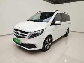 奔驰V级 2021款 V 260 尊贵版