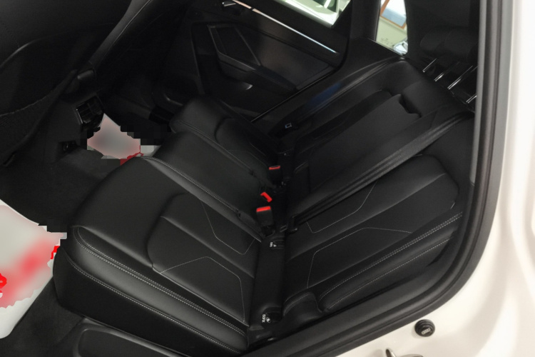 奥迪Q3 2024款 35 TFSI 时尚动感型中控内饰21