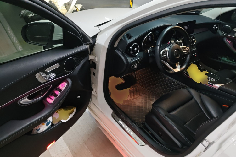 奔驰C级 2020款 改款 C 260 L 运动版中控内饰20