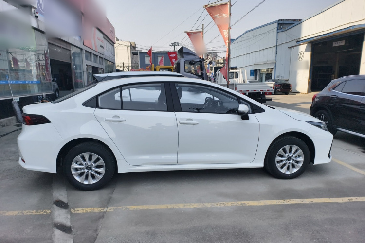 丰田 卡罗拉 2024款 1.2T 先锋版车身外观6001