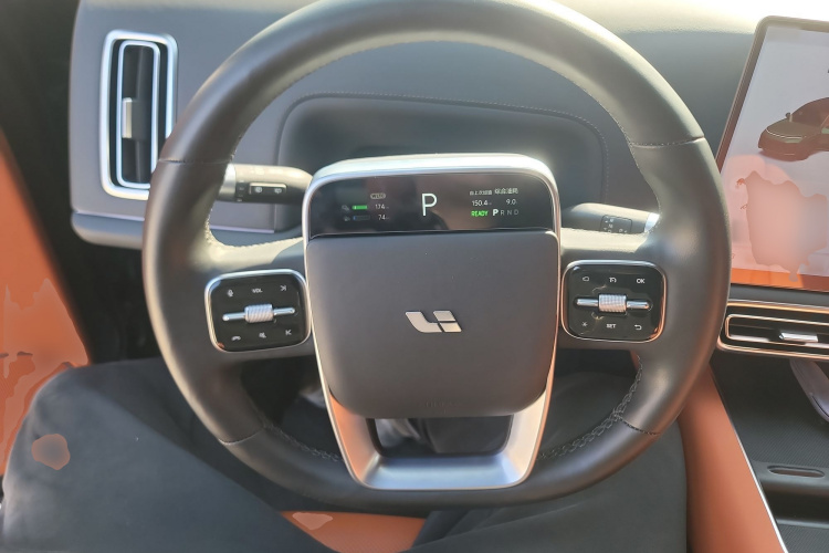 理想汽车 理想L9 2022款 Max中控内饰13