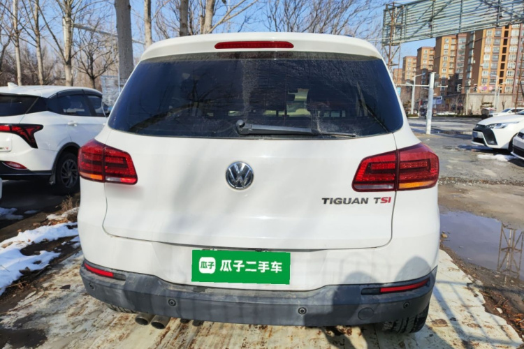 大众 途观 2015款 1.8TSI 自动两驱舒适版车身外观6