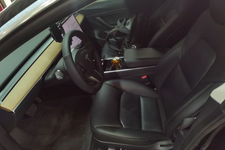 特斯拉 Model 3 2020款 改款 标准续航后驱升级版局部细节19