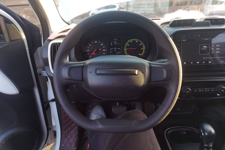 荣威 科莱威CLEVER 2022款 311km元气啵啵版局部细节13