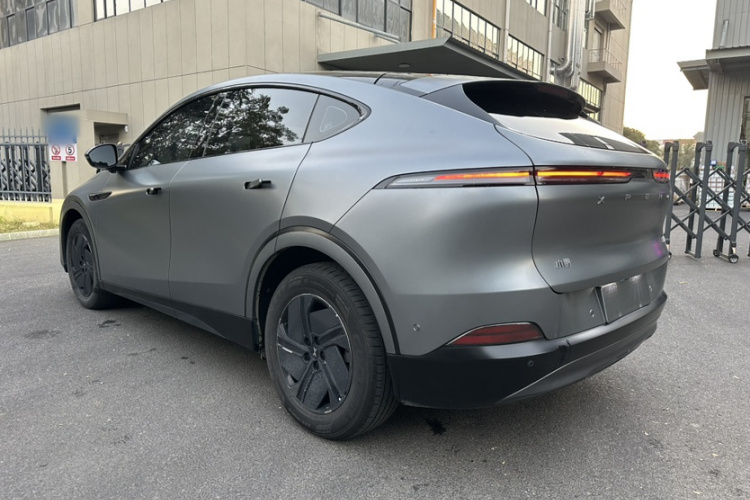 小鹏G6 2023款 755 超长续航 Pro车身外观6011