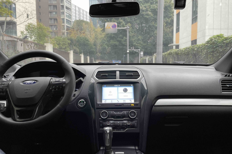 福特 探险者(进口) 2017款 2.3T 风尚版中控内饰7005