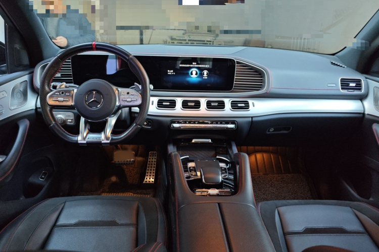 奔驰GLE AMG 2022款 AMG GLE 53 4MATIC+中控内饰7002