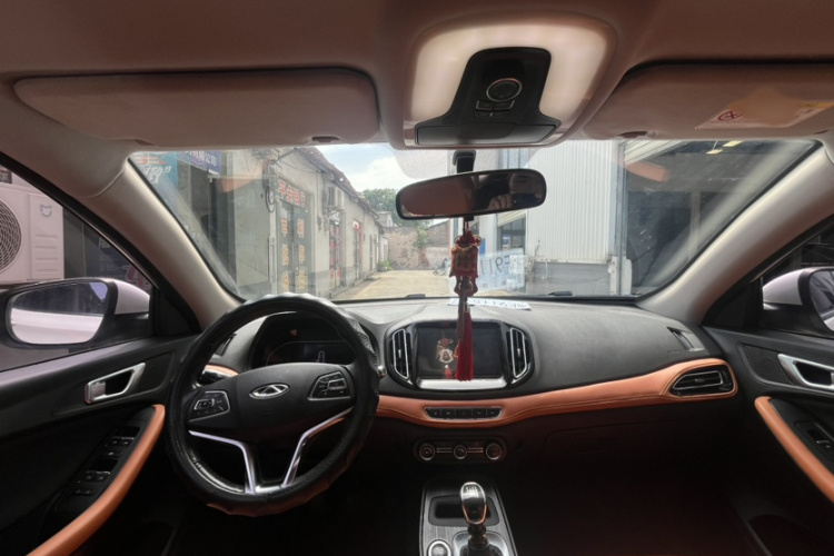 奇瑞 瑞虎7 2016款 1.5T 手动耀目版车身外观6008