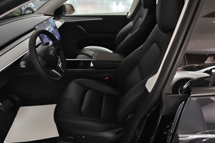 特斯拉 Model Y 2024款 后轮驱动版局部细节19