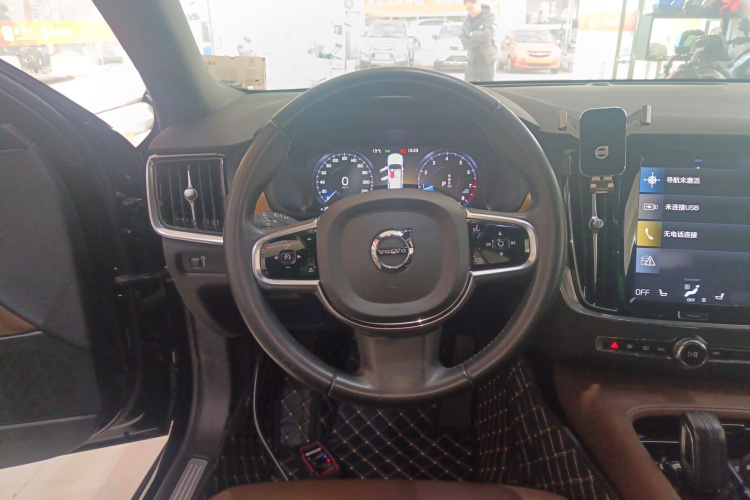 沃尔沃S90 2021款 B5 智逸豪华版中控内饰13