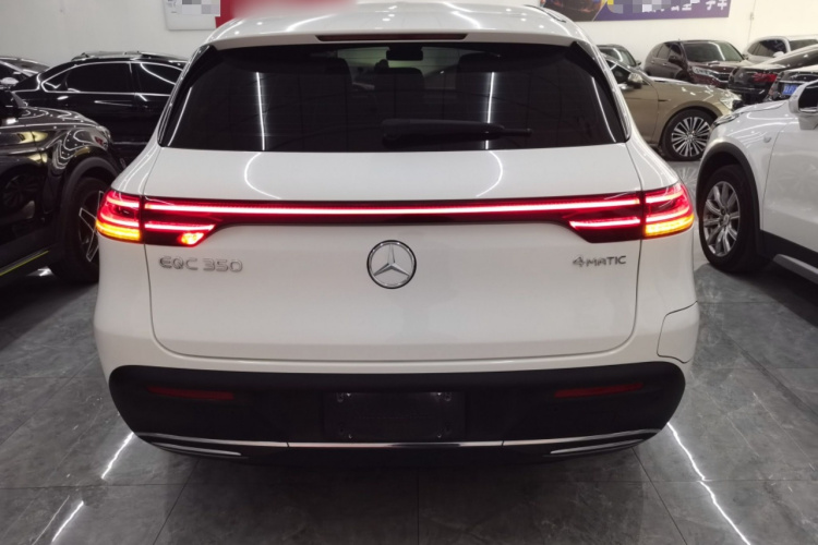 奔驰EQC 2021款 EQC 350 4MATIC车身外观6