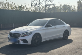 奔驰C级 2020款 C 260 运动版