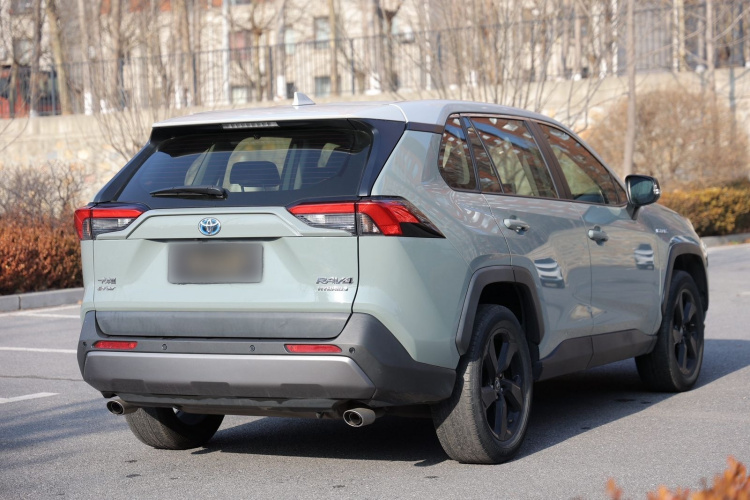 丰田 RAV4荣放 2020款 双擎 2.5L E-CVT四驱精英PLUS版车身外观6005