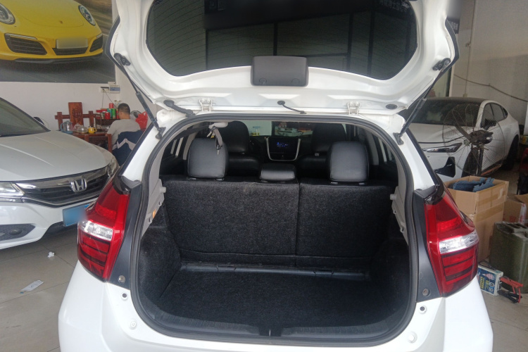 丰田 威驰FS 2017款 1.5L CVT锋驰版局部细节23