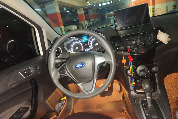福特 嘉年华 2013款 两厢 1.5L 自动运动型中控内饰13