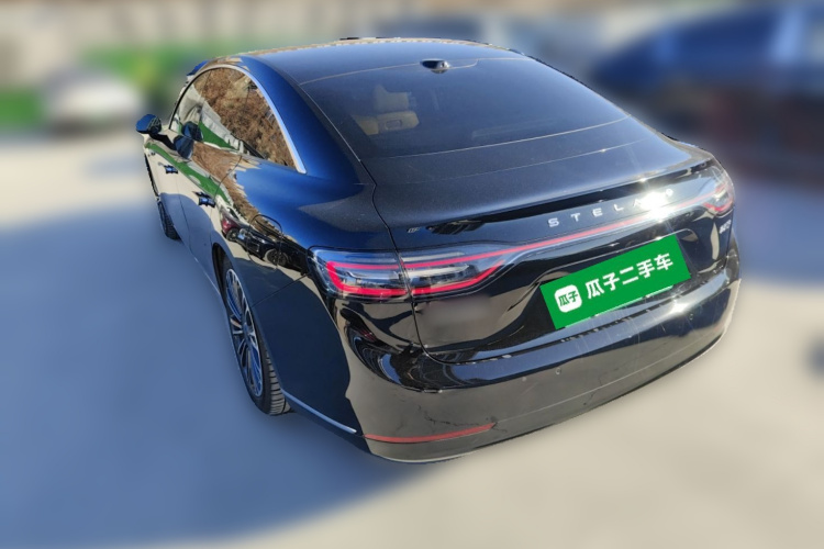 鸿蒙智行 享界S9 2024款 纯电 Ultra 四驱旗舰版车身外观5