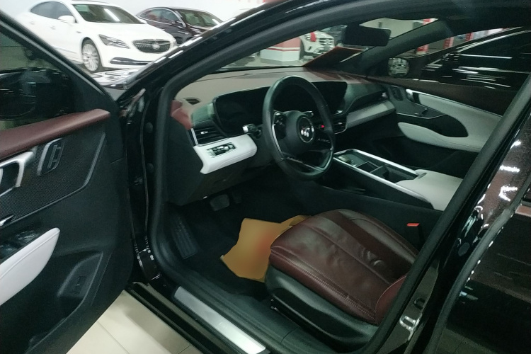 别克 君越 2023款 28T 越尊版中控内饰7002