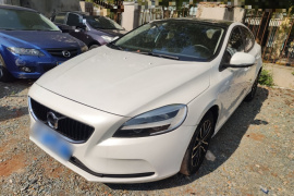 沃尔沃V40 2019款 T3 智逸版