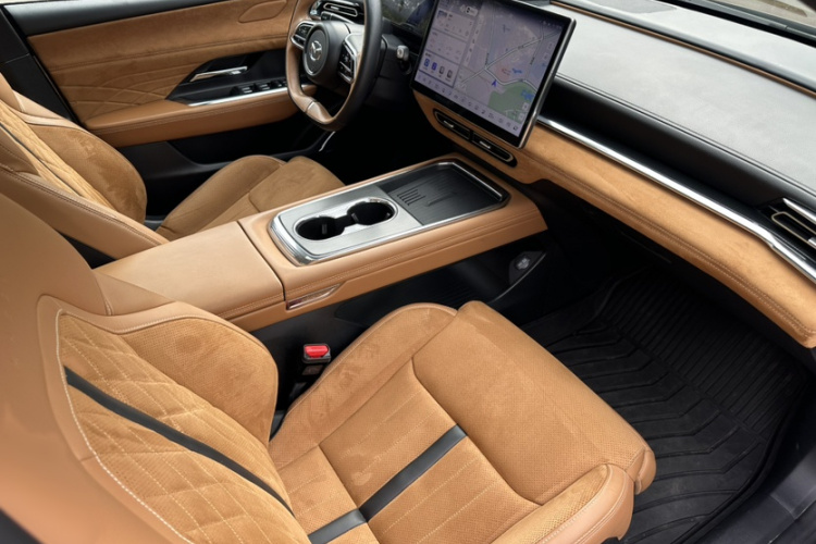 马自达EZ-6 2024款 增程200智尊版中控内饰7010