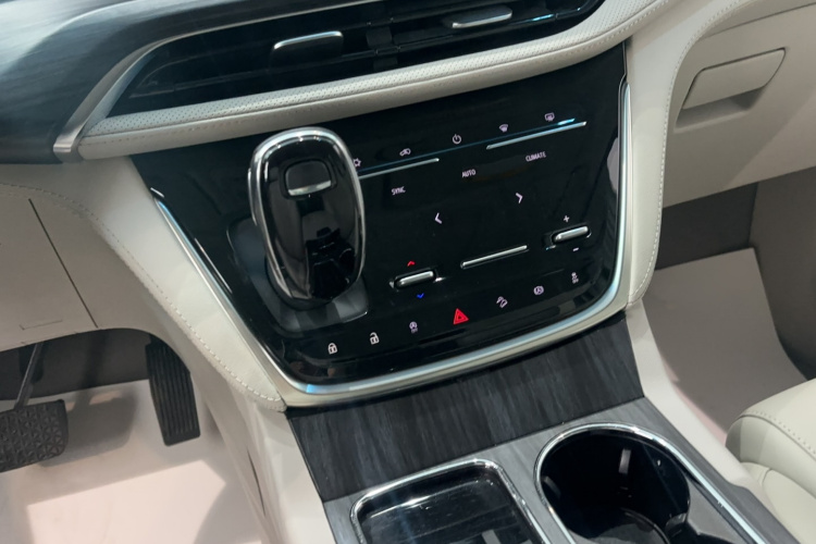 别克GL8 2023款 ES陆尊 舒适型局部细节18