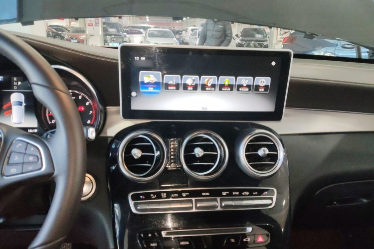 奔驰GLC 2018款 GLC 200 4MATIC局部细节16