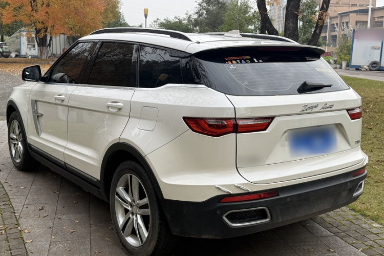 众泰T700 2017款 1.8T 双离合尊贵型车身外观6004