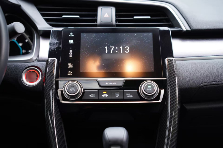 本田 思域 2016款 220TURBO CVT尊贵版中控内饰7013