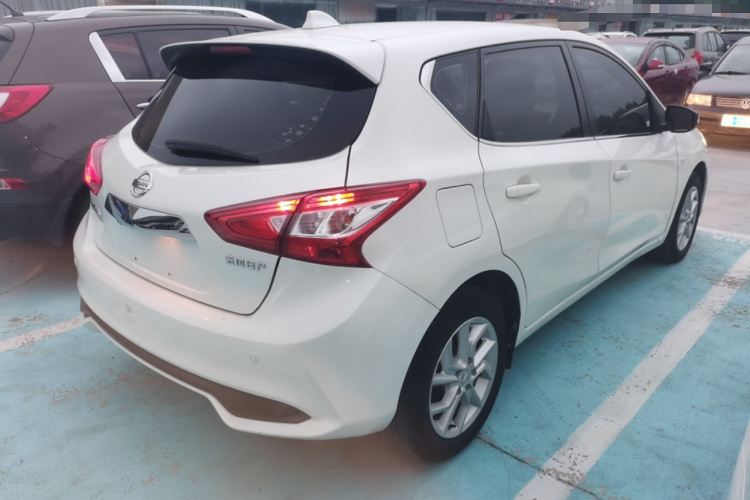 日产 骐达TIIDA 2021款 1.6L CVT酷动版车身外观6005