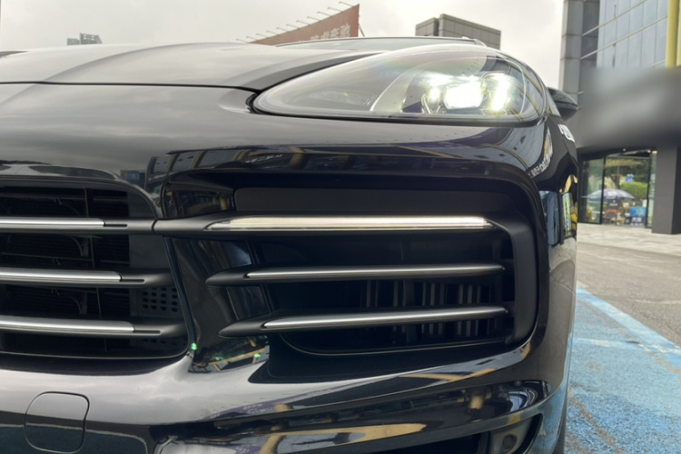 保时捷 2019款 Cayenne 3.0T车身外观6006