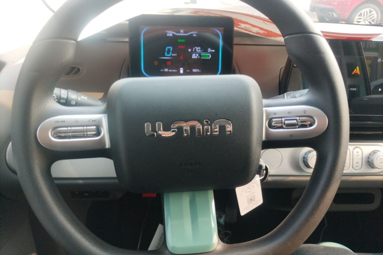 长安启源 长安Lumin 2022款 210km 香甜款中控内饰13