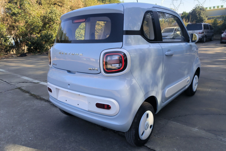 奔腾小马 2026款 222km 炫彩马车身外观7