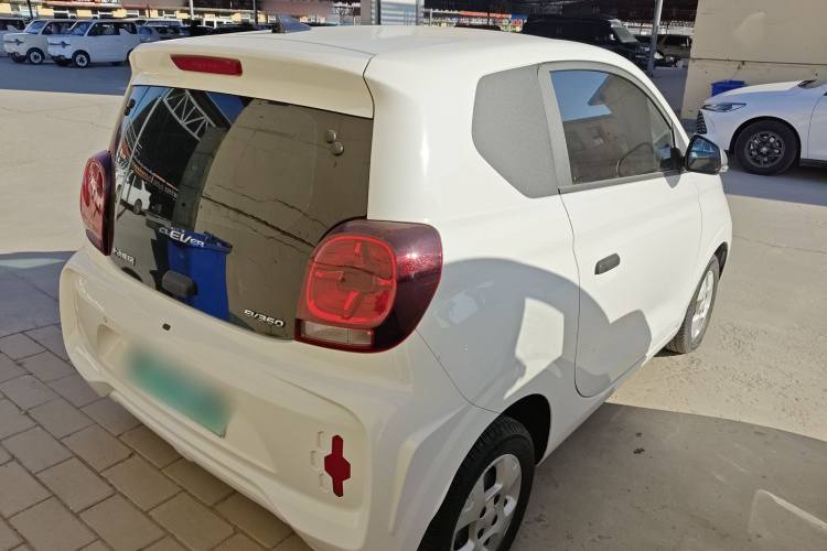 荣威 科莱威CLEVER 2021款 302km全能版车身外观6005