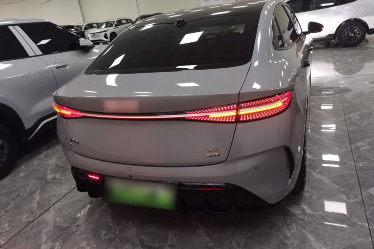 比亚迪 海豹 2025款 改款 650智驾版车身外观6