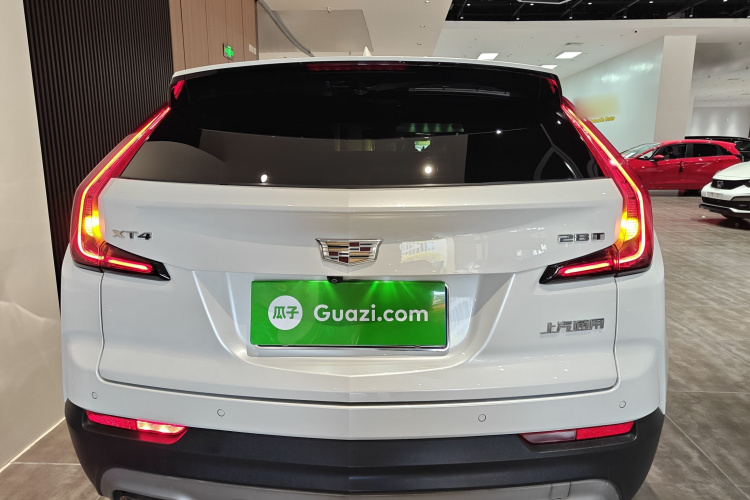 凯迪拉克XT4 2018款 28T 两驱领先型车身外观6004