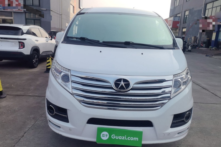 江汽集团 瑞风M5 2016款 2.0T 汽油自动公务版车身外观2