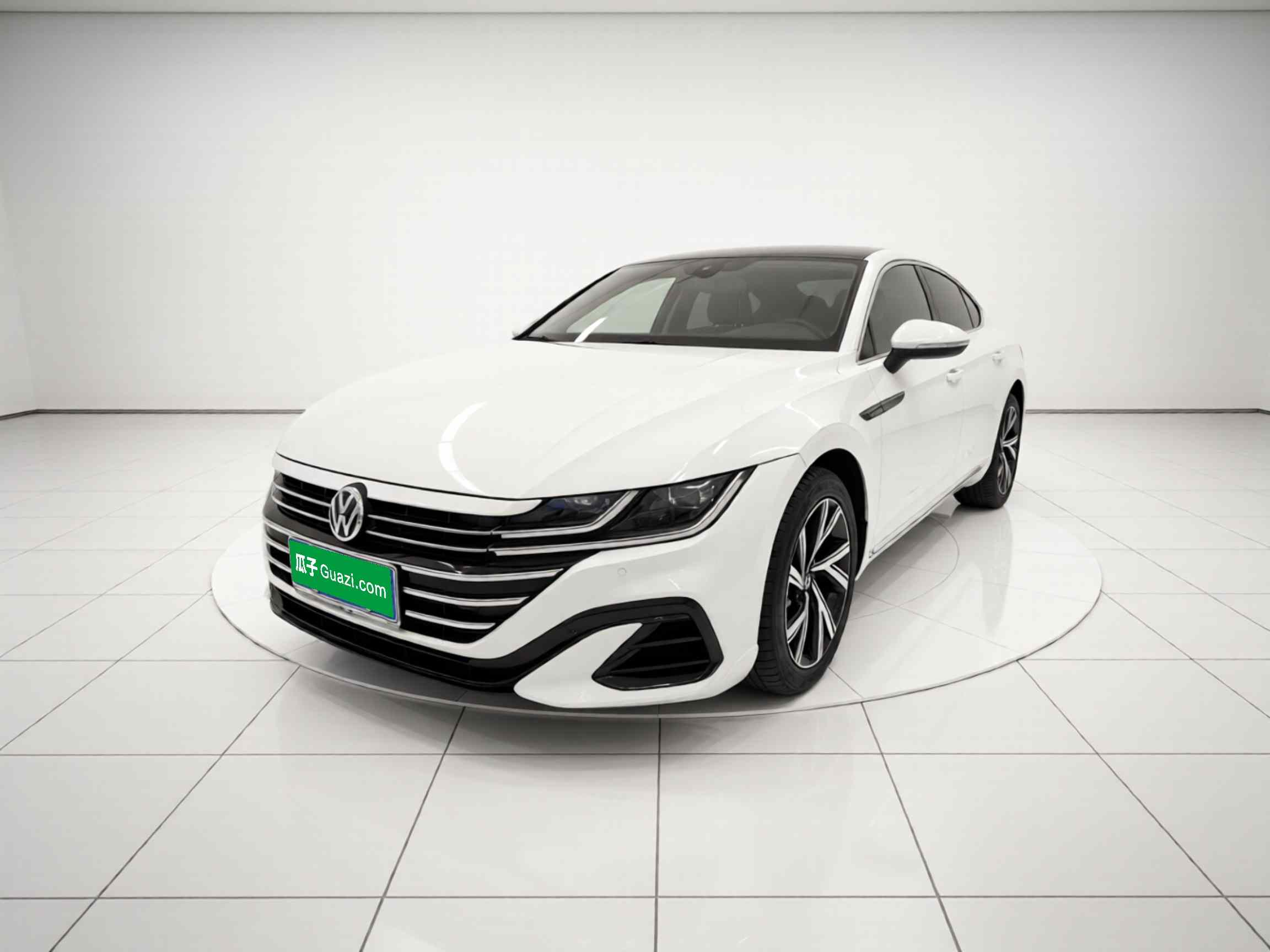 一汽-大众CC 2024款 330TSI 炫目版(2)