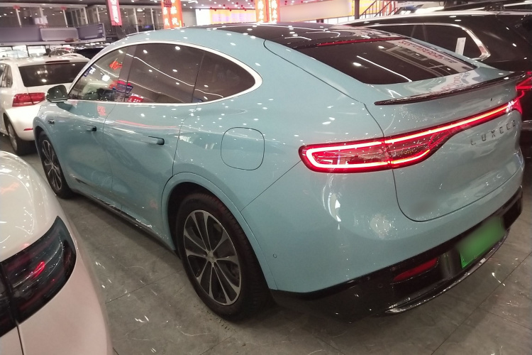 鸿蒙智行 智界R7 2025款 增程 251km Max车身外观4